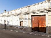 Casa Antiga T4 Duplex com projecto aprovado em Loulé