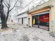 Casa local galpón sobre lote de 278 m2 en 12 e/ 32 y 33...