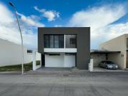 casa ariana en renta en terranza norponiente