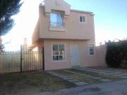 casa arroyo del molino con jardín