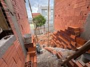 Casa assobradada à venda, 3 quartos, 1 suíte, 2 vagas,...