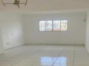 Casa assobradada à venda no Bairro do Jardim Marisa na...