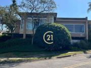 Casa assobradada à venda no Condomínio Jardim Paradiso...