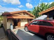 Casa Assobradada com 350m², Piscina 3 Quartos 1 Suite de...