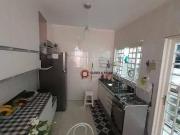 Casa assobradada com 3 quartos, 1 suíte e Edícula
