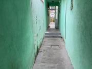 CASA ASSOBRADADA COM EDÍCULA E SALÃO COMERCIAL À VENDA...
