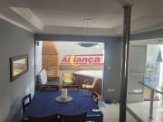 Casa Assobradada em Condomínio Fechado com Segurança 24h