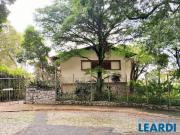 Casa Assobradada para Locação em Sumaré R.m., São Paulo, SP
