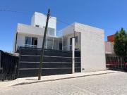 CASA AV CENTRAL 88 A SANTA CRUZ NIETO