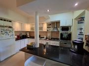 CASA B° HUAZIUL. 3 HABITACIONES.3 BAÑOS. RIVADAVIA