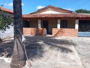 casa bairro Hilda próximo a av rio verde Casa de Rua com...