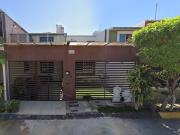 CASA VENTA EN BLANCAS MARIPOSAS COL CENTRO 3 REC