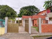 CASA BARIO SUCRE CALLEJON 2 CARRERA 1 VE32 042BS OVIZ