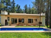 Casa Barrio Costa Esmeralda