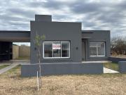 CASA BARRIO PRADOS DE TOTORAL ESCRITURA INMEDIATA APTA A...