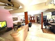 Casa bastante espaciosa, cerca de Av. cruz del Sur