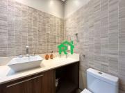 Casa à beira mar com 4 quartos 4 suítes, 2 vagas e lazer...