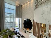 CASA BELÍSSIMA PORTEIRA FECHADA À VENDA EM CONDOMÍNIO...