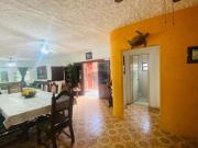 Casa bem próxima a praia do Tombo