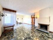 Casa Bi Trifamiliare in Vendita a Desenzano del Garda...