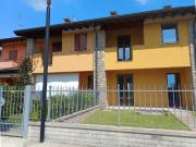 Casa Bi Trifamiliare in Vendita a Montichiari Bredazzane