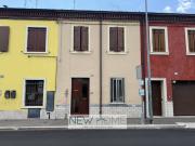 Casa Bi Trifamiliare in Vendita a Verona
