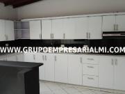 Casa Bifamiliar En Alquiler Calasanz Cod: 14677