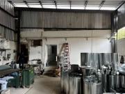 Casa, Bodega y Local comercial en venta C. 102 856 Nueva...