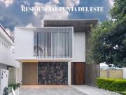 CASA BOSQUE EN PUNTA DEL ESTE