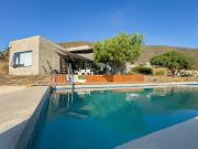 Casa Boutique en condominio consolidado. Cerro Grande La...