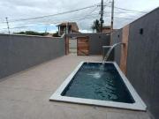 CASA C0M PISCINA A VENDA NA PRAIA EM ITANHAÉM/SP