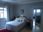 Casa c/ 03 dormitãrios sendo 01 suãte. Terreno c/ 360m....