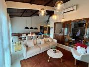 Casa C/ 3 Suítes, Total de 350 M², Excelente acabamento,...
