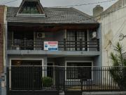 Casa 6 ambientes venta Ramos Mejía con jardín