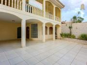 Casa c/ piscina e espaço gourmet em Taguatinga