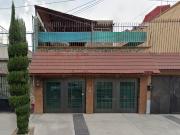 CASA C TURQUESA GUSTAVO A MADERA