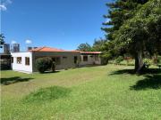 Casa campestre 4 habitacione en unidad cerrada Rionegro