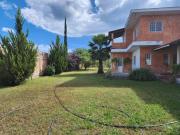 Casa campestre cerca de la laguna en Cajititlan