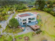 Casa campestre de lujo para renta y venta amoblada en...