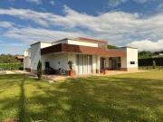 Casa Campestre En Arriendo En Armenia En. A240326