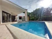 Casa campestre en venta en conjunto cerrado en Montería