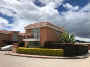 CASA CAMPESTRE EN CAJICÁ ALCAPARROS