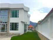 CASA CAMPESTRE EN CHINAUTA EN VENTA CUNDINAMARCA