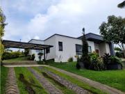 Casa campestre en condominio para la venta en la Via...