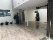 CASA CONTRY CLUB. REMODELADA 4 RECAMARAS