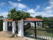 Casa Campestre en en venta via agua de Dios Cundinamarca
