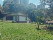 CASA CAMPESTRE EN ENVIGADO LOMAS DE LAS BRUJAS