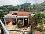 CASA CAMPESTRE EN LA BUITRERA