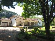 Casa Campestre En Venta En Cali En Sector Canaveralejo...