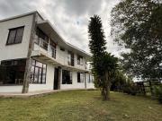 Casa campestre en venta en Circasia Quindío AMOBLADA